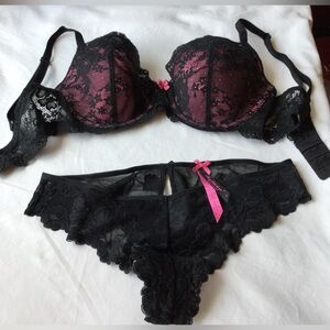 Victoria's Secret Sexy Little Things Black Lace Panty S